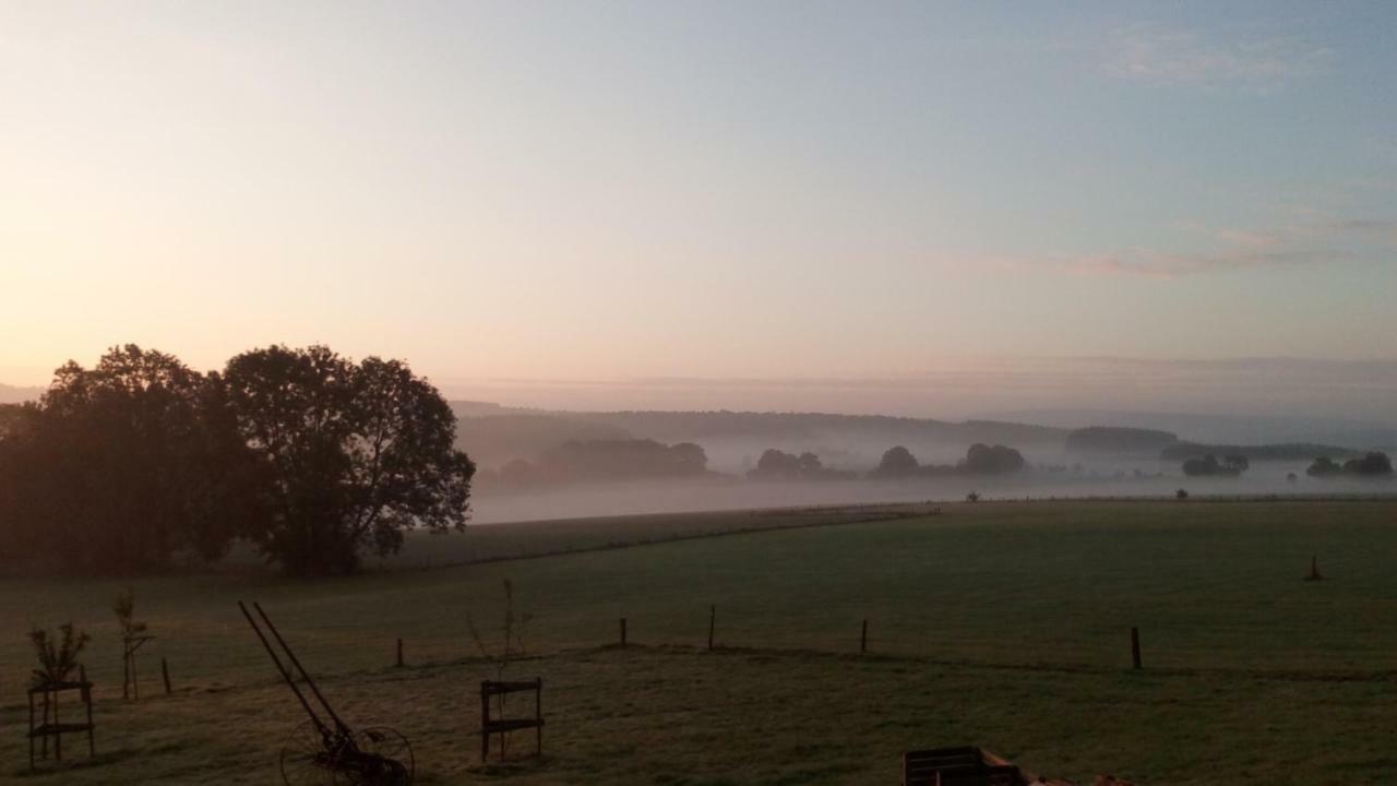 La Croisee Des Champs, Gite Entre Durbuy Et La Roche En Ardenne Erezee ภายนอก รูปภาพ